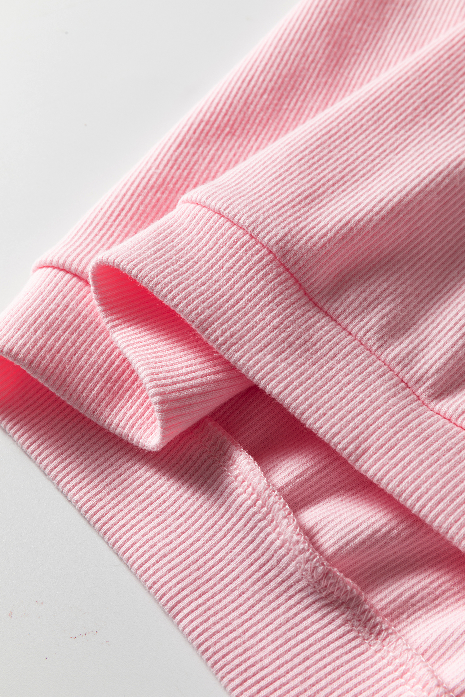 White 3d Ribbed XOXO Heart Embroidered Drop Shoulder Sweatshirt