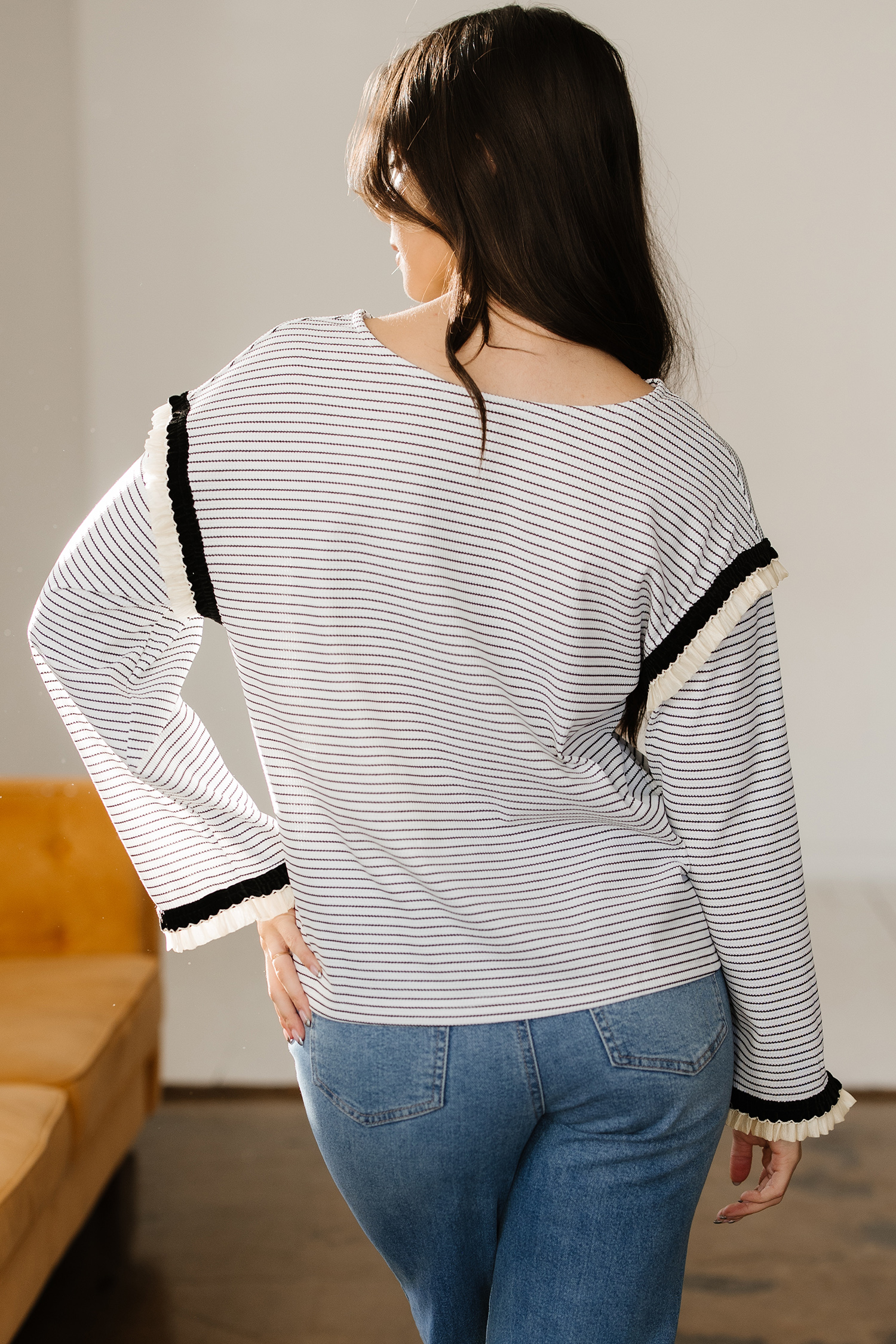 White Stripe Contrasted Ruffle Trim Loose Long Sleeve Top
