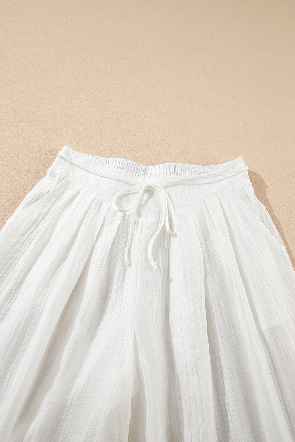 White Solid Drop Waist Pleated Wide Leg Casual Pants
