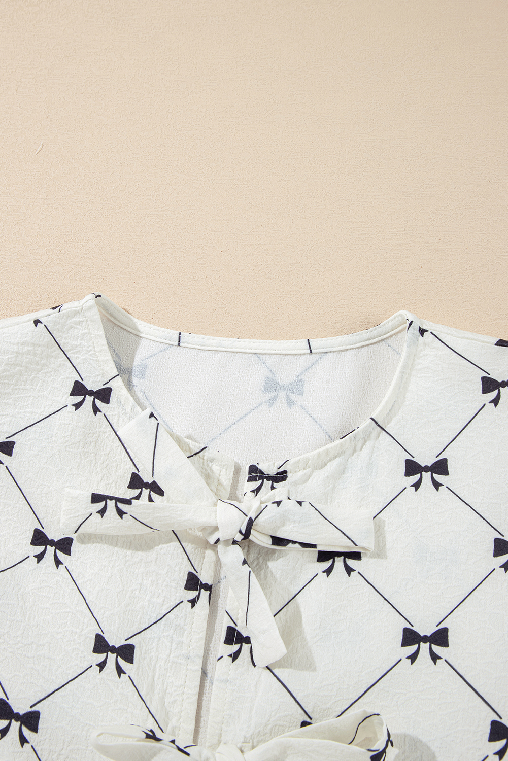 White Bowknot Print Front Knots Bubble Sleeve Blouse