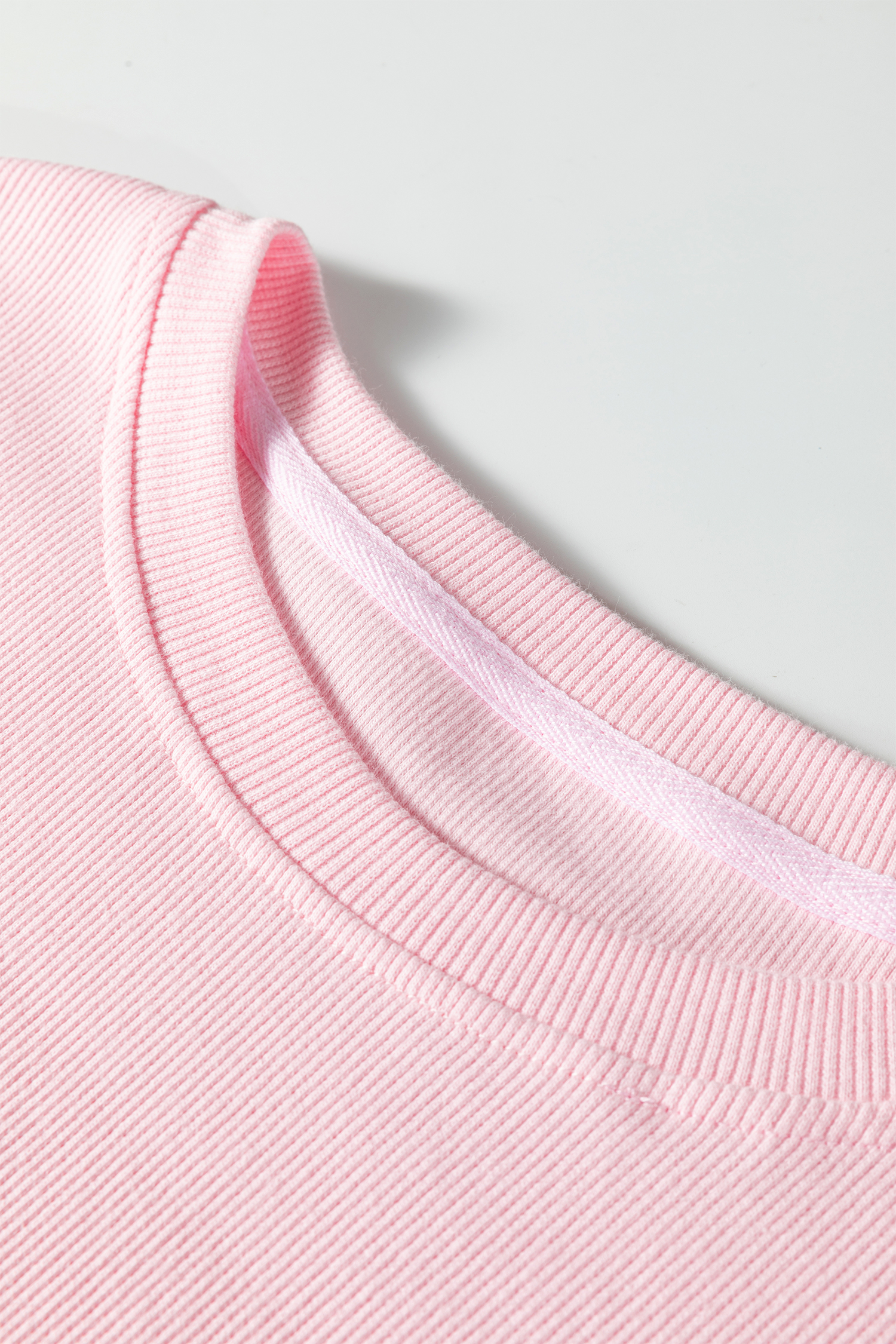 White 3d Ribbed XOXO Heart Embroidered Drop Shoulder Sweatshirt