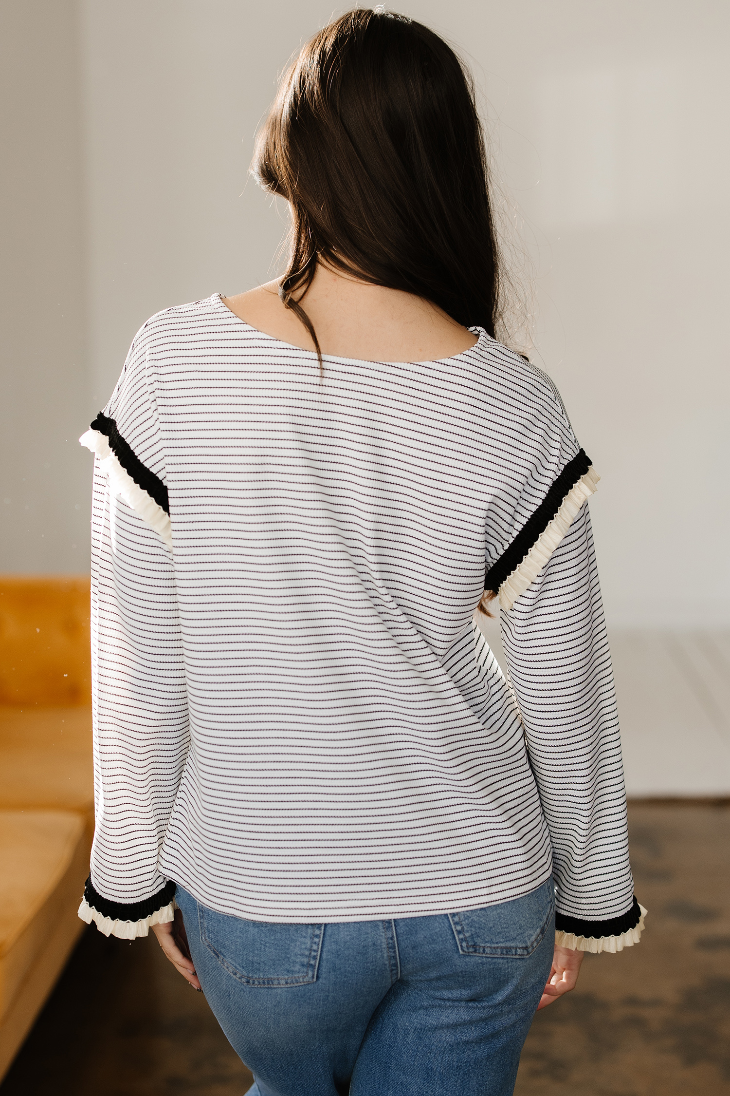White Stripe Contrasted Ruffle Trim Loose Long Sleeve Top