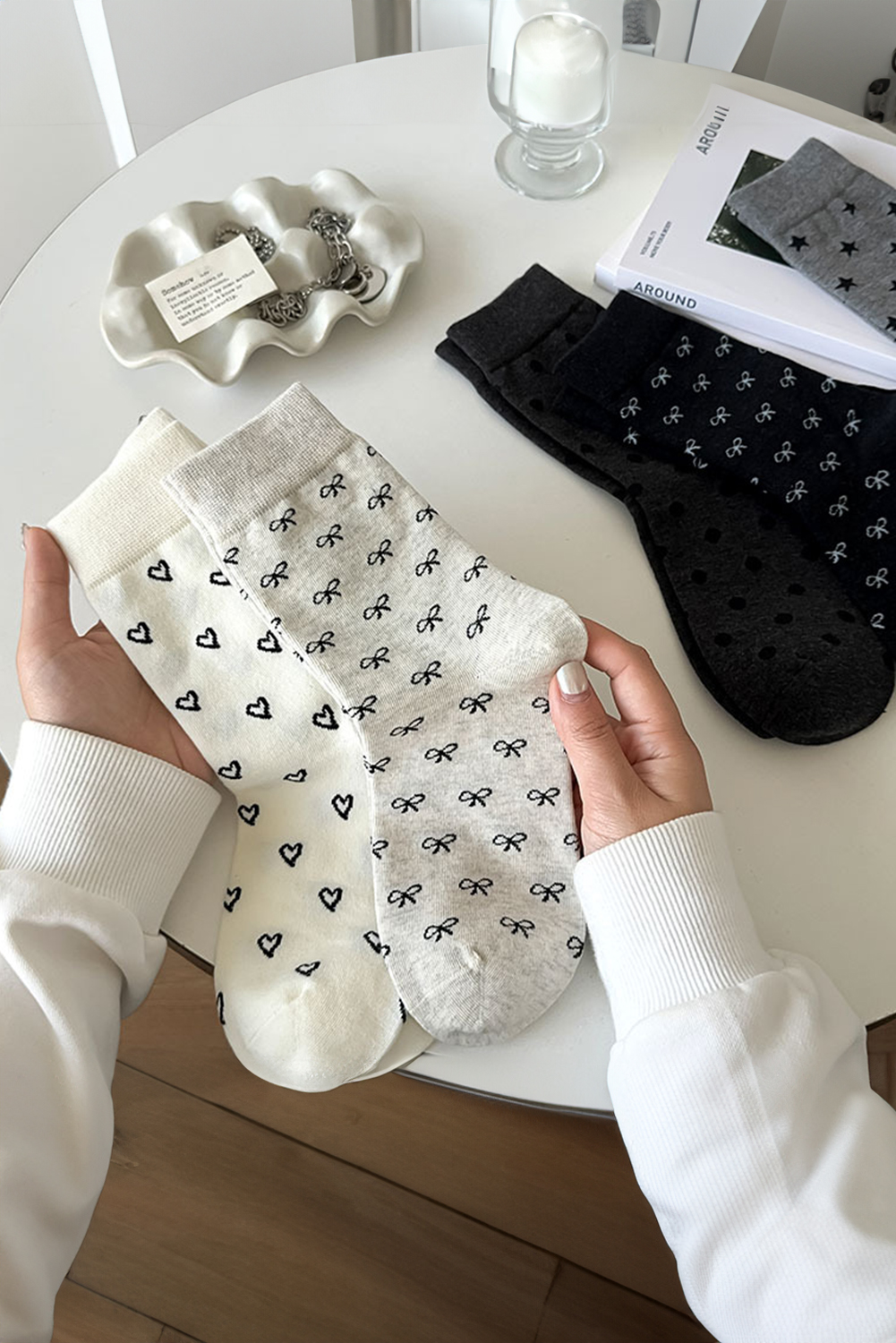 Black Bow Knots Ribbed Edge Crew Socks