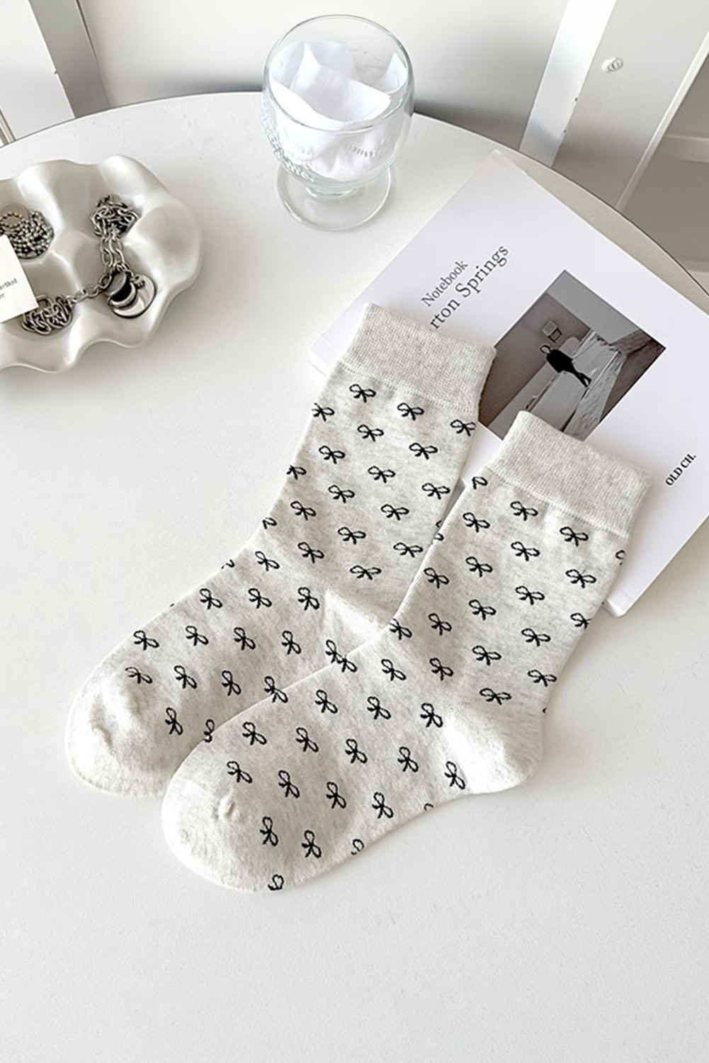 Black Bow Knots Ribbed Edge Crew Socks