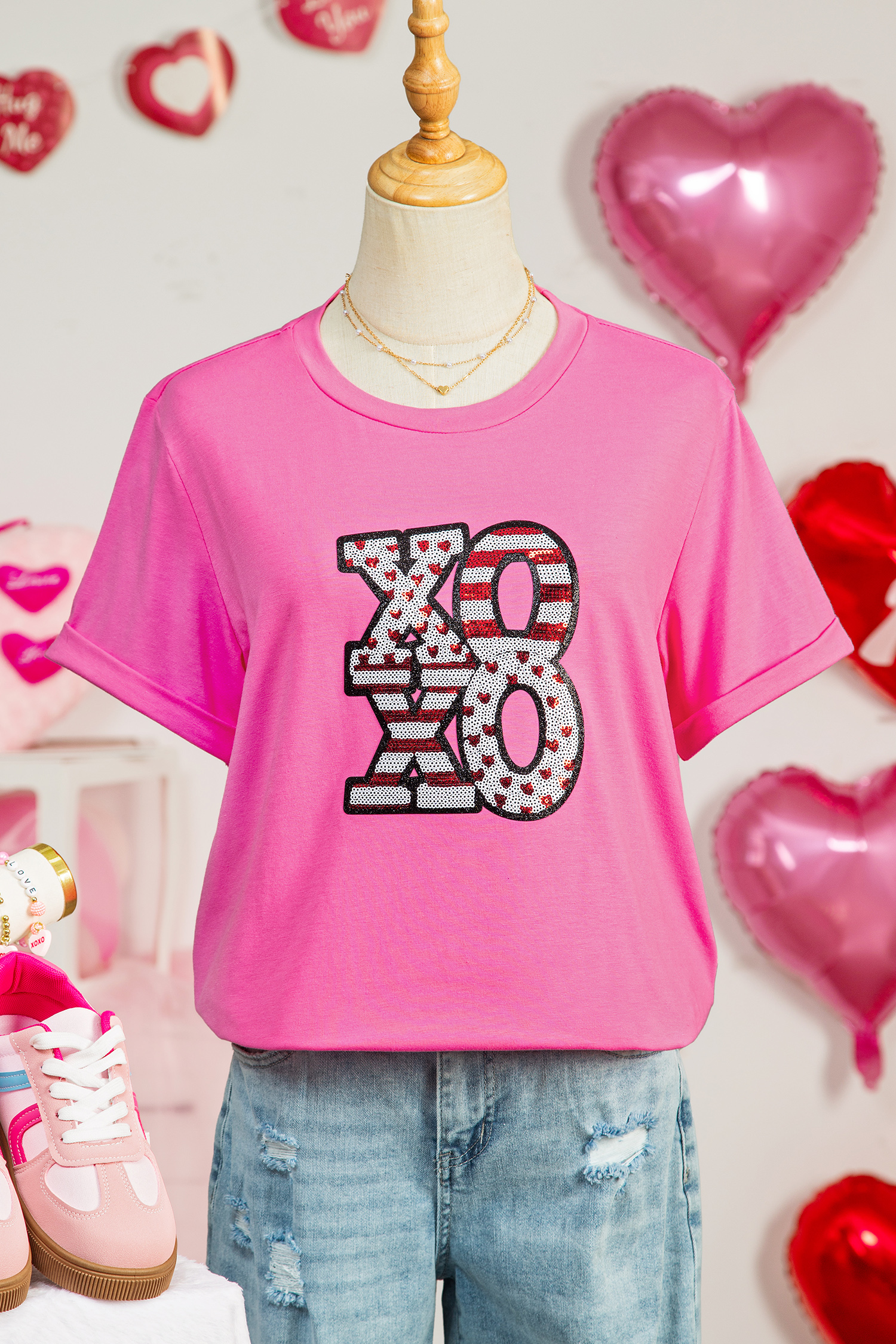 Sachet Pink Sequined XOXO Graphic Valentine T Shirt