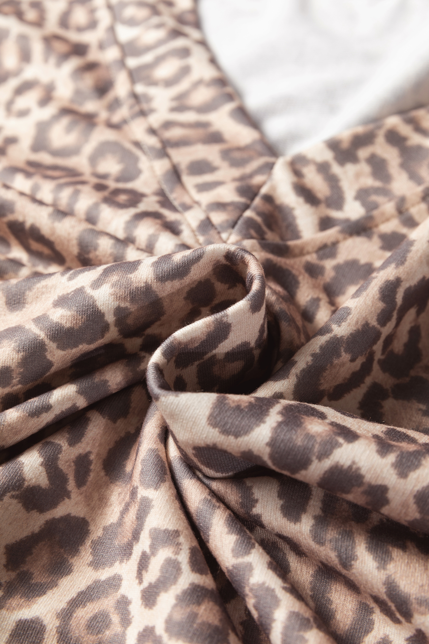 Light French Beige Leopard Print V Neck Pullover Mini Skirt 2pcs Set