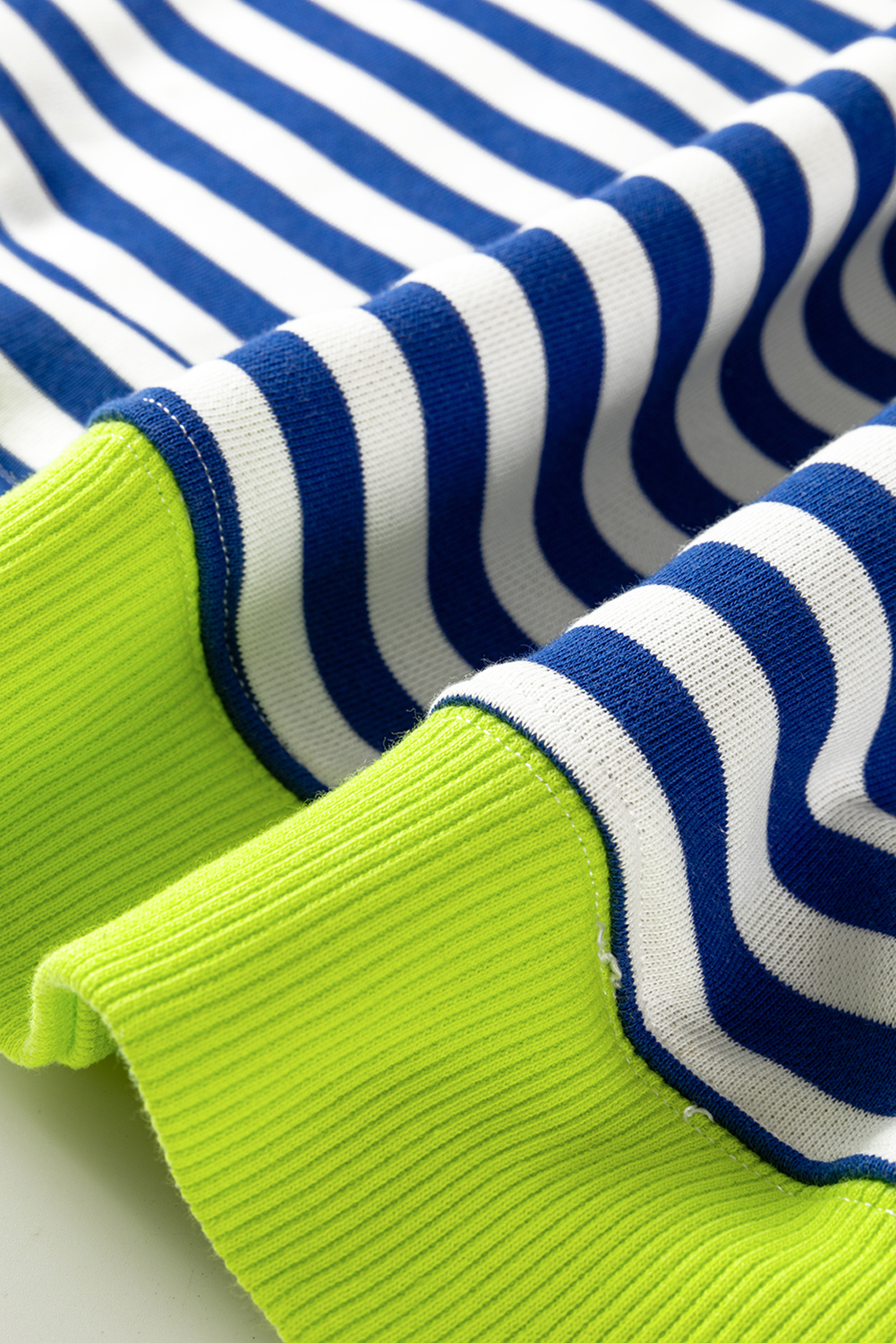 Red Stripe Contrast Ribbed Trim Crossed Stitch Drop Shoulder Sweatshirt