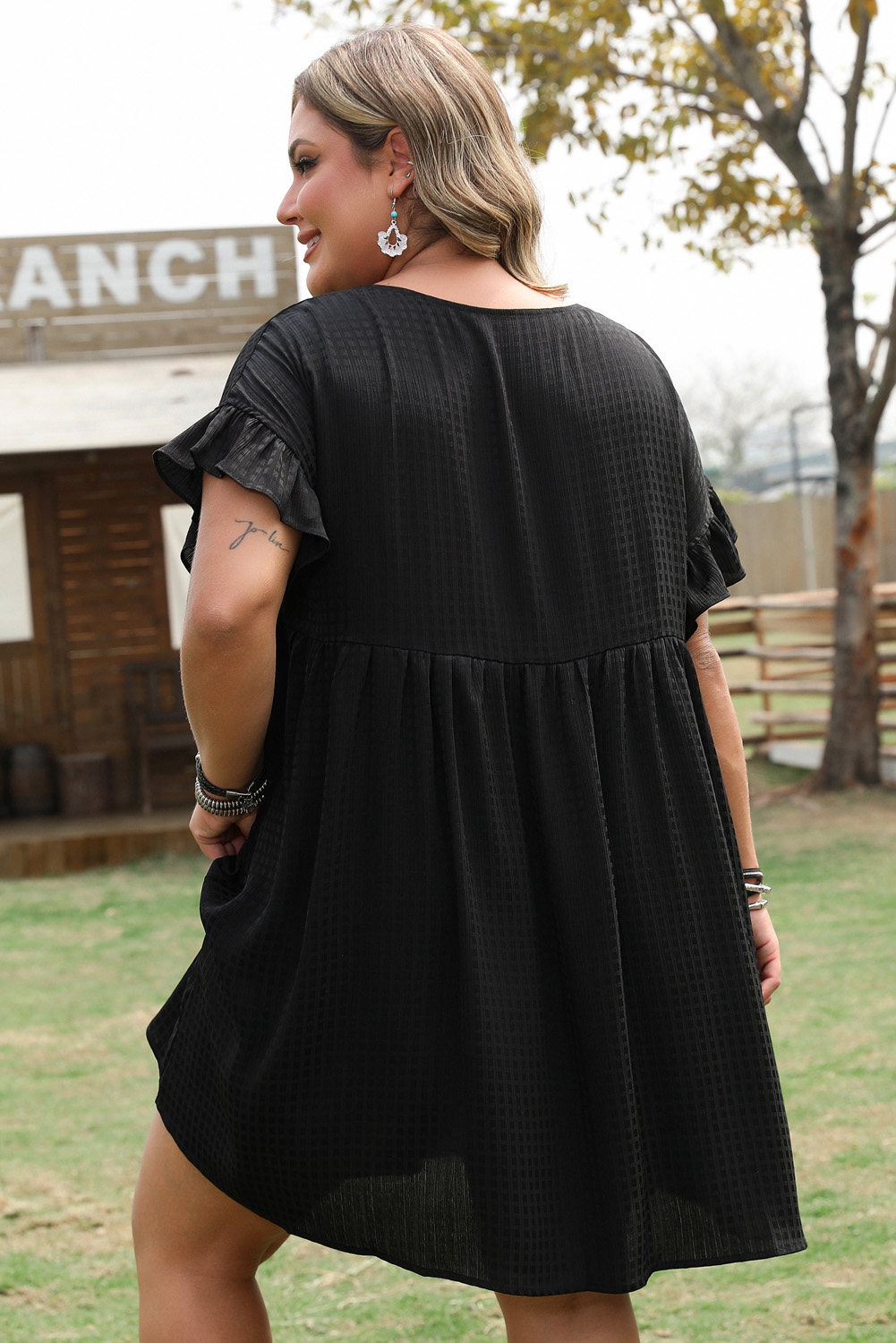Black Textured Ruffled Sleeve Babydoll Plus Dress