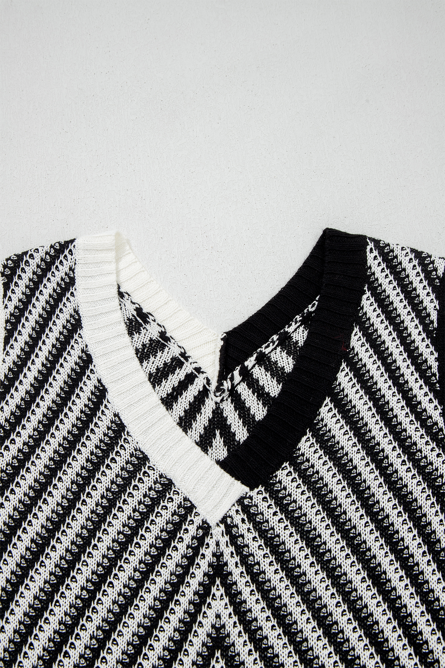 Black Contrast Chevron Knit V Neck Sweater Vest