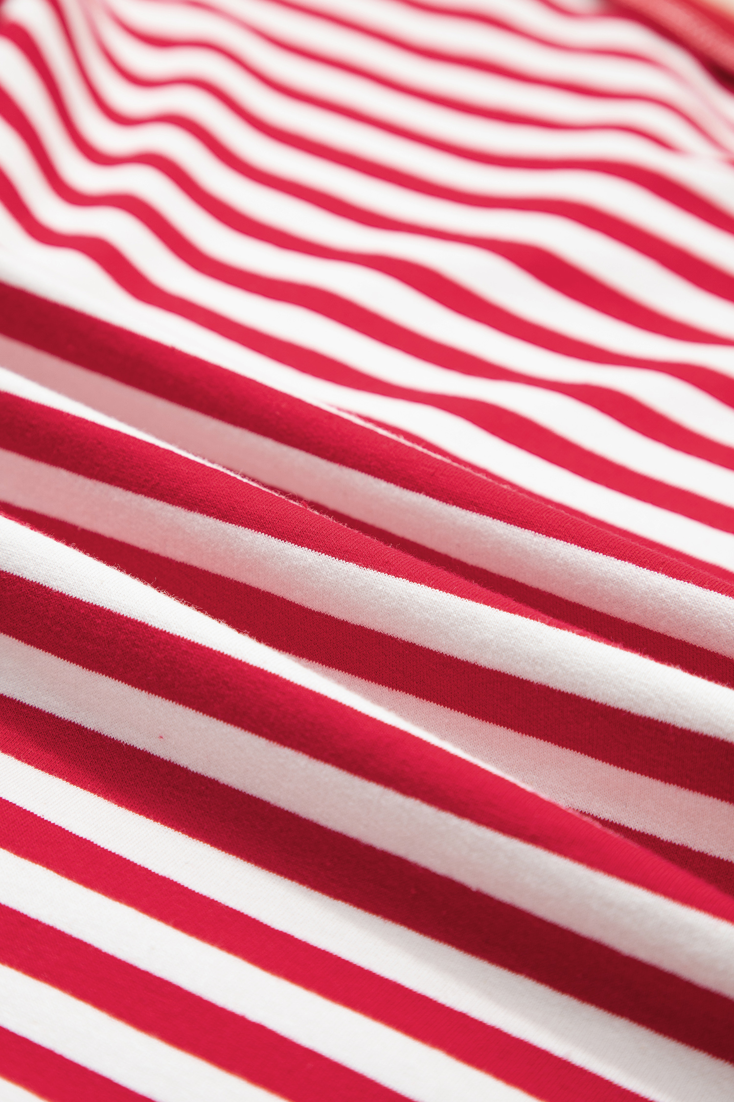 Red Stripe Exposed Seam V Neck Balloon Sleeve Pullover